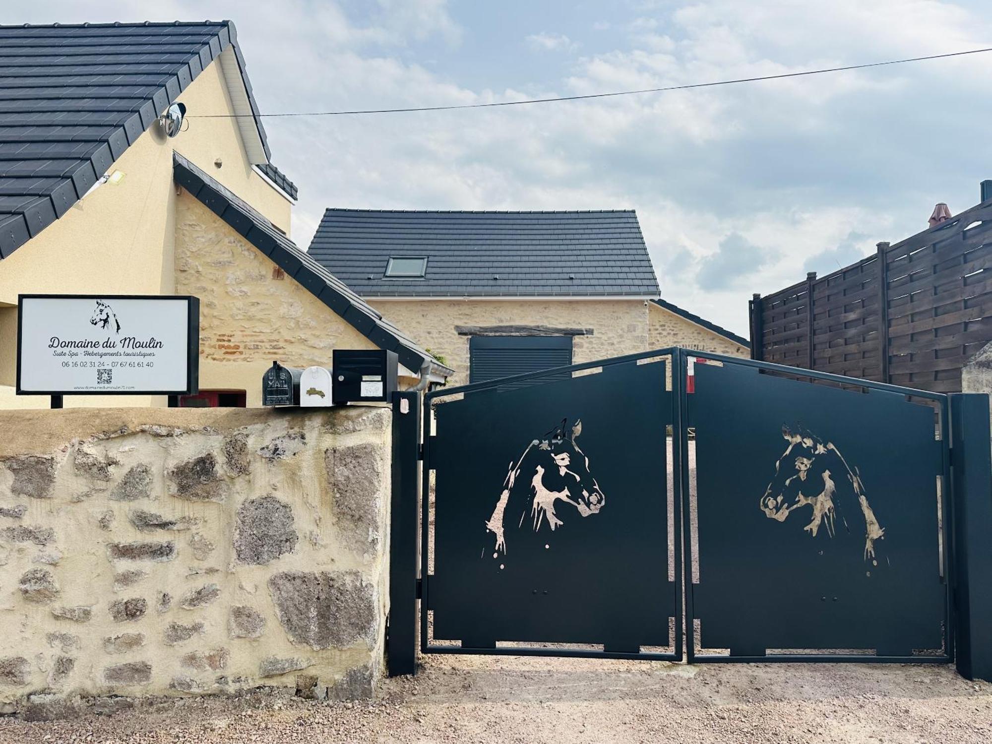 La Cabane Spa Saint-Laurent-d'Andenay Exteriér fotografie